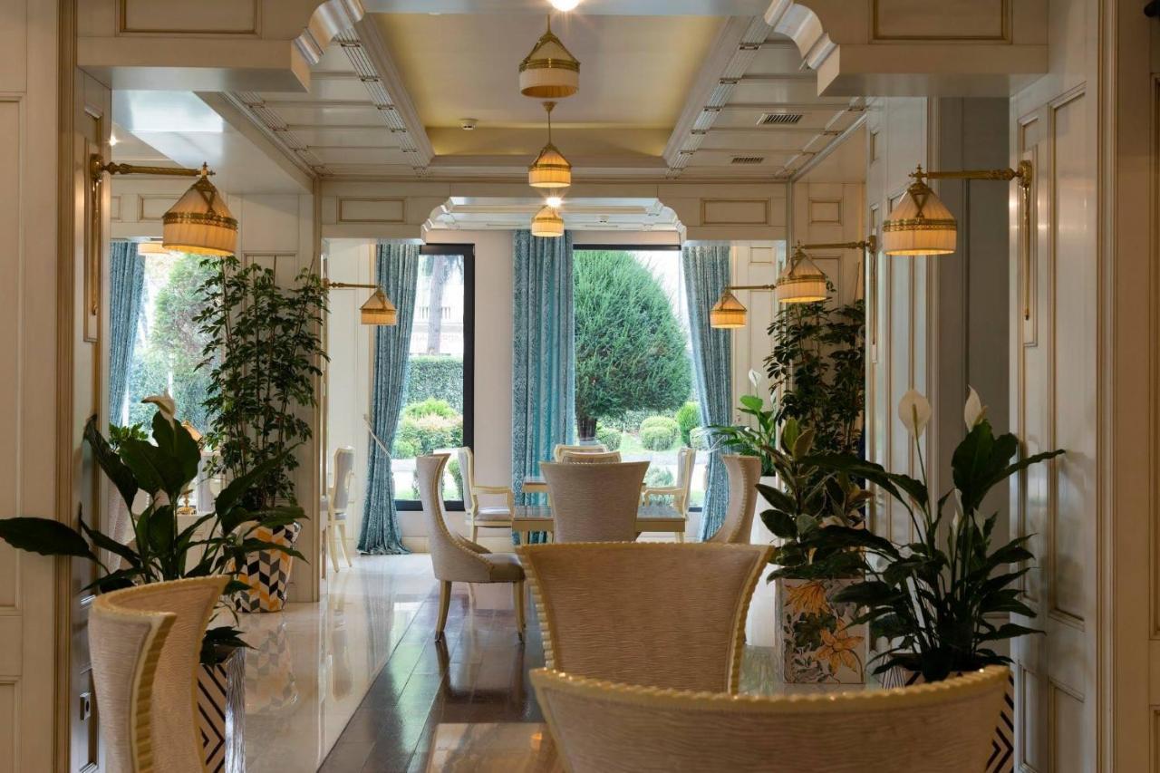 Ambassadori Tbilisi Hotel Exterior photo Interior of the restaurant