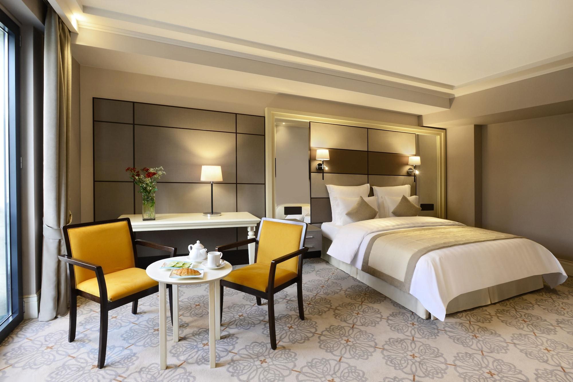 Ambassadori Tbilisi Hotel Exterior photo Deluxe Room